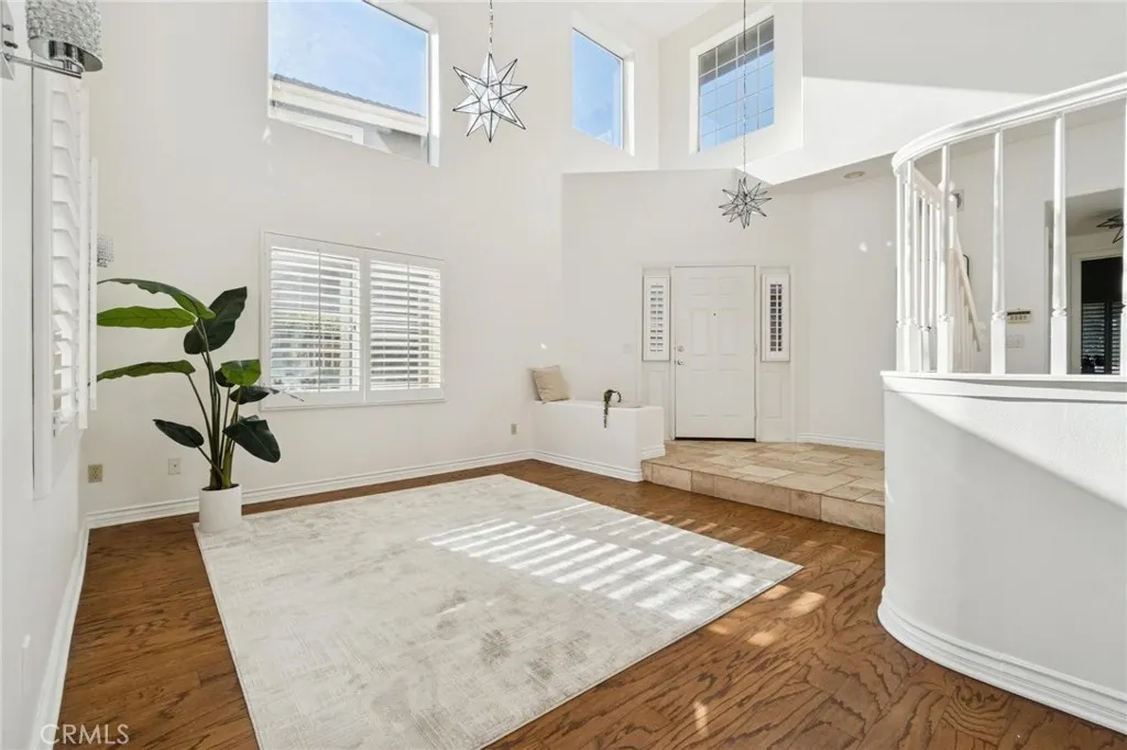 25528 Paine Circle, Stevenson Ranch, California 91381 home-pic-16